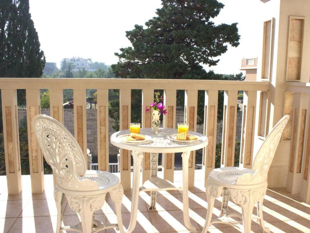 Apartments Mijajov Dvor Sumartin Ngoại thất bức ảnh