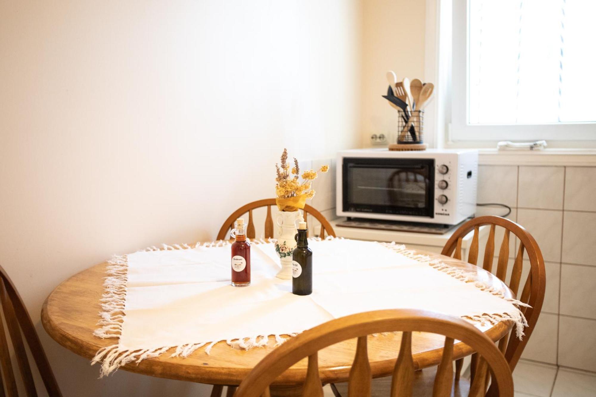 Apartments Mijajov Dvor Sumartin Ngoại thất bức ảnh