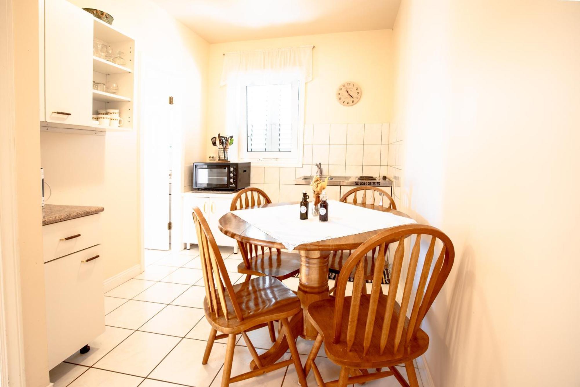 Apartments Mijajov Dvor Sumartin Ngoại thất bức ảnh